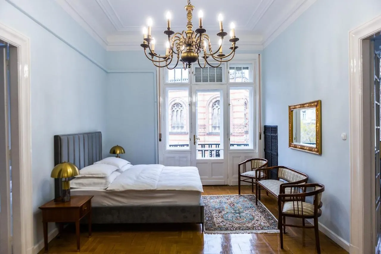 Luxury Downtown 3 Bedroom Apartment By Synagoge With Beautiful View Βουδαπέστη