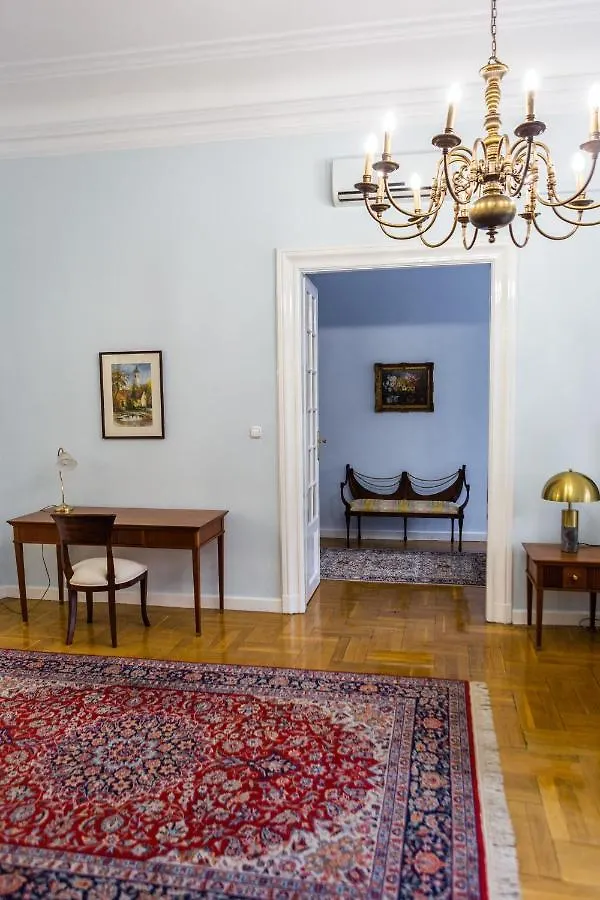 Luxury Downtown 3 Bedroom Apartment By Synagoge With Beautiful View Βουδαπέστη