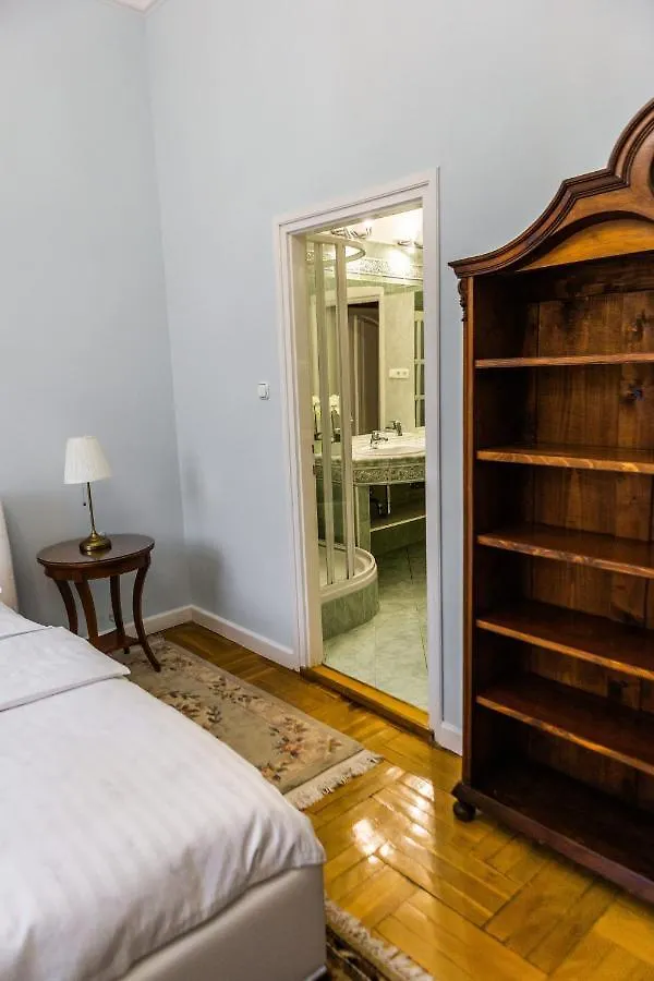 Luxury Downtown 3 Bedroom Apartment By Synagoge With Beautiful View Budapest 0*,