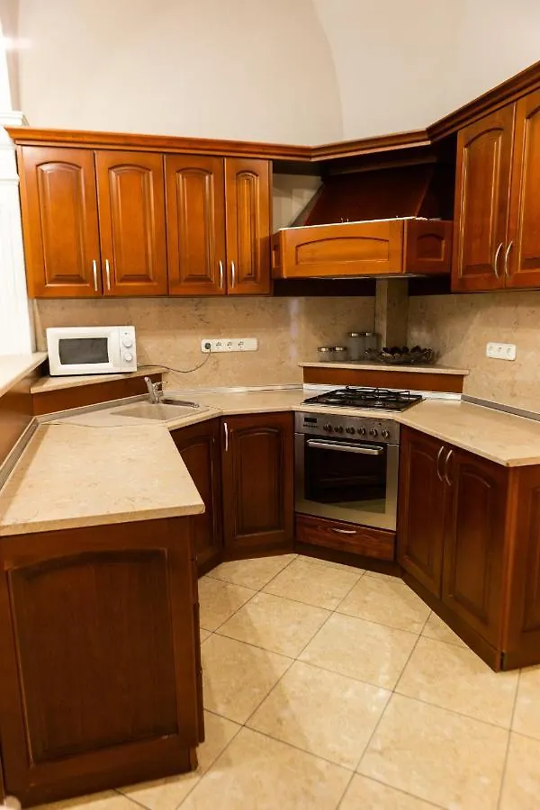 Luxury Downtown 3 Bedroom Apartment By Synagoge With Beautiful View Budapest