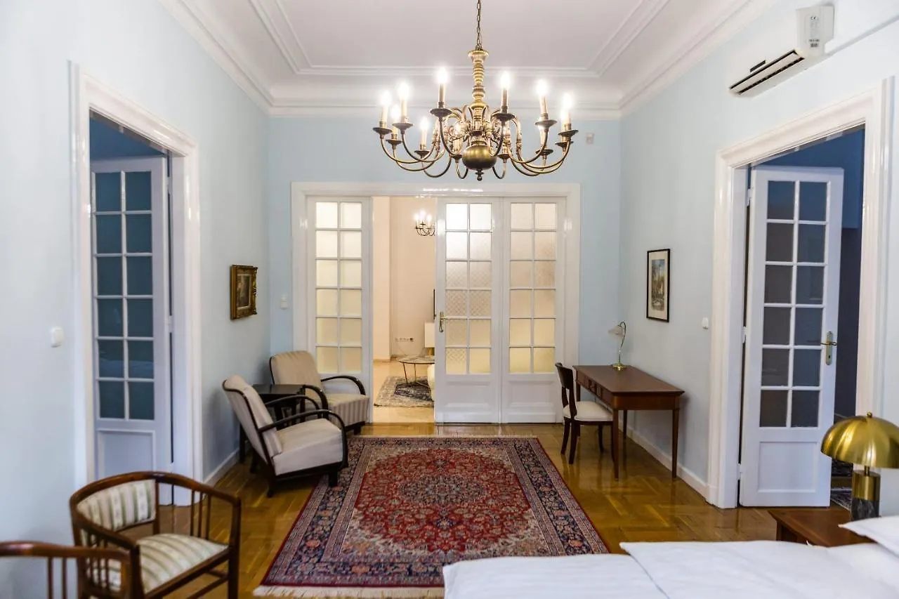 Luxury Downtown 3 Bedroom Apartment By Synagoge With Beautiful View Budapest